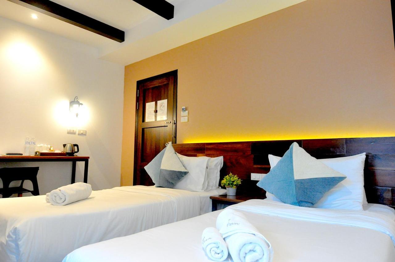 Hotel The Eight Ratvithi House Chiang Mai Exterior foto
