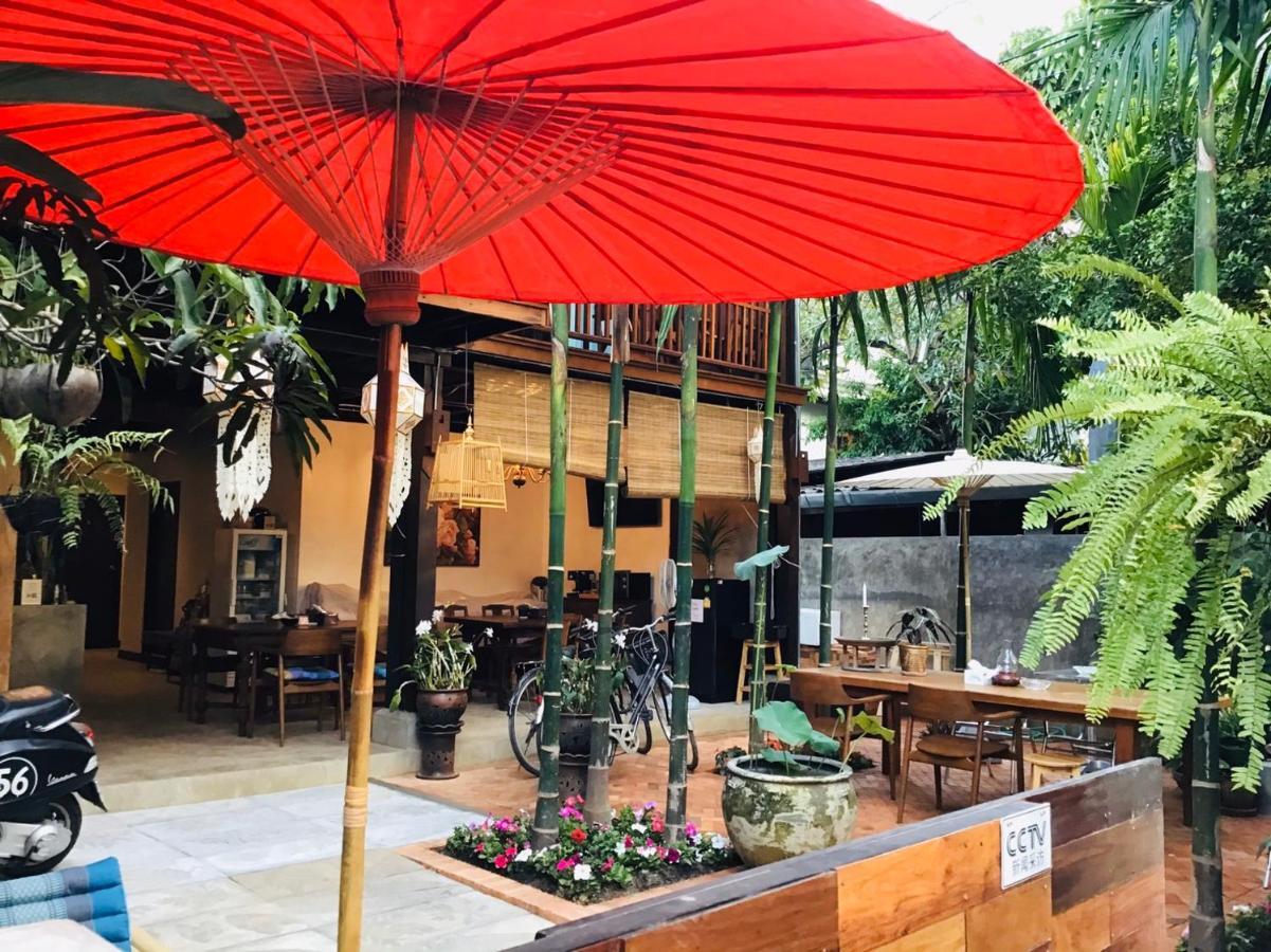 Hotel The Eight Ratvithi House Chiang Mai Exterior foto