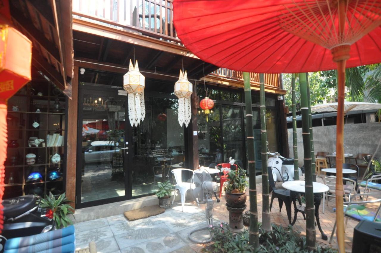 Hotel The Eight Ratvithi House Chiang Mai Exterior foto